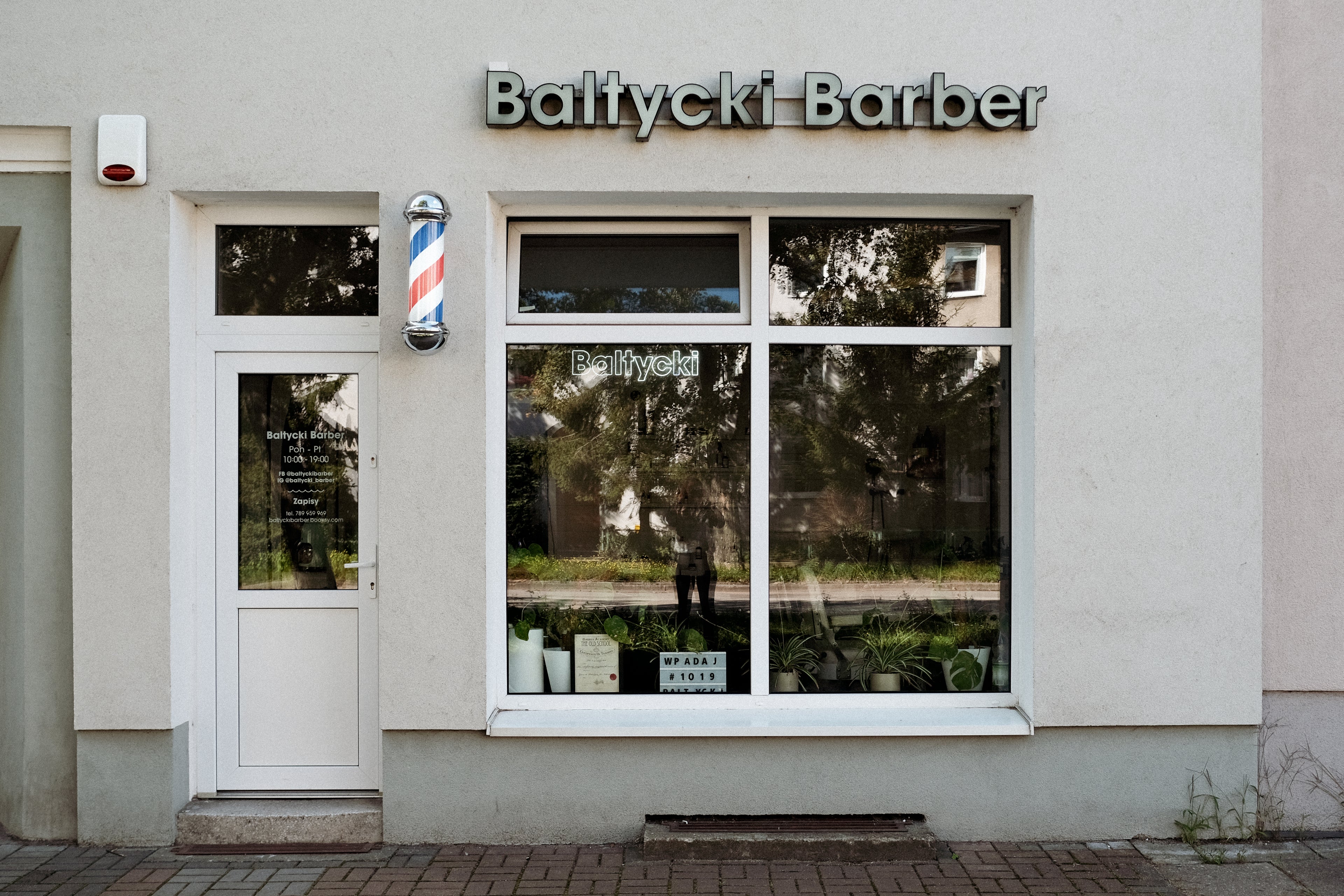 Kamienica budynku salonu Baltycki Barber we Wrzeszczu